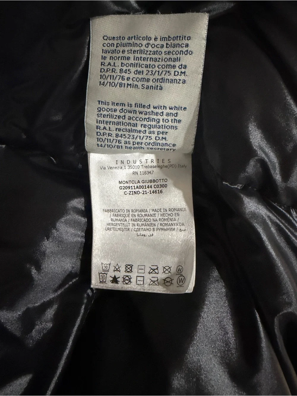 Moncler size black